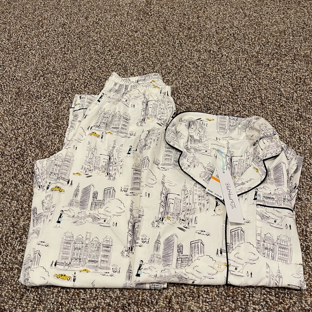 BedHead White Cityscape Pajamas - NWT